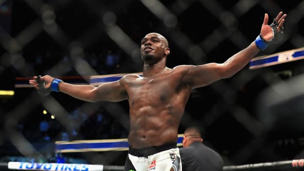 daniel-cormier-bones-jones.jpg